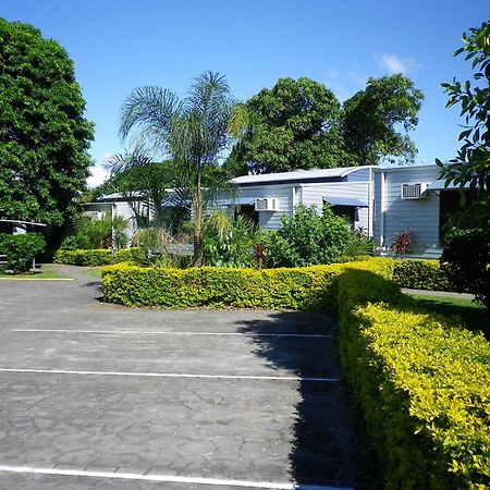 Tin Can Bay'S Sleepy Lagoon Motel Exteriör bild