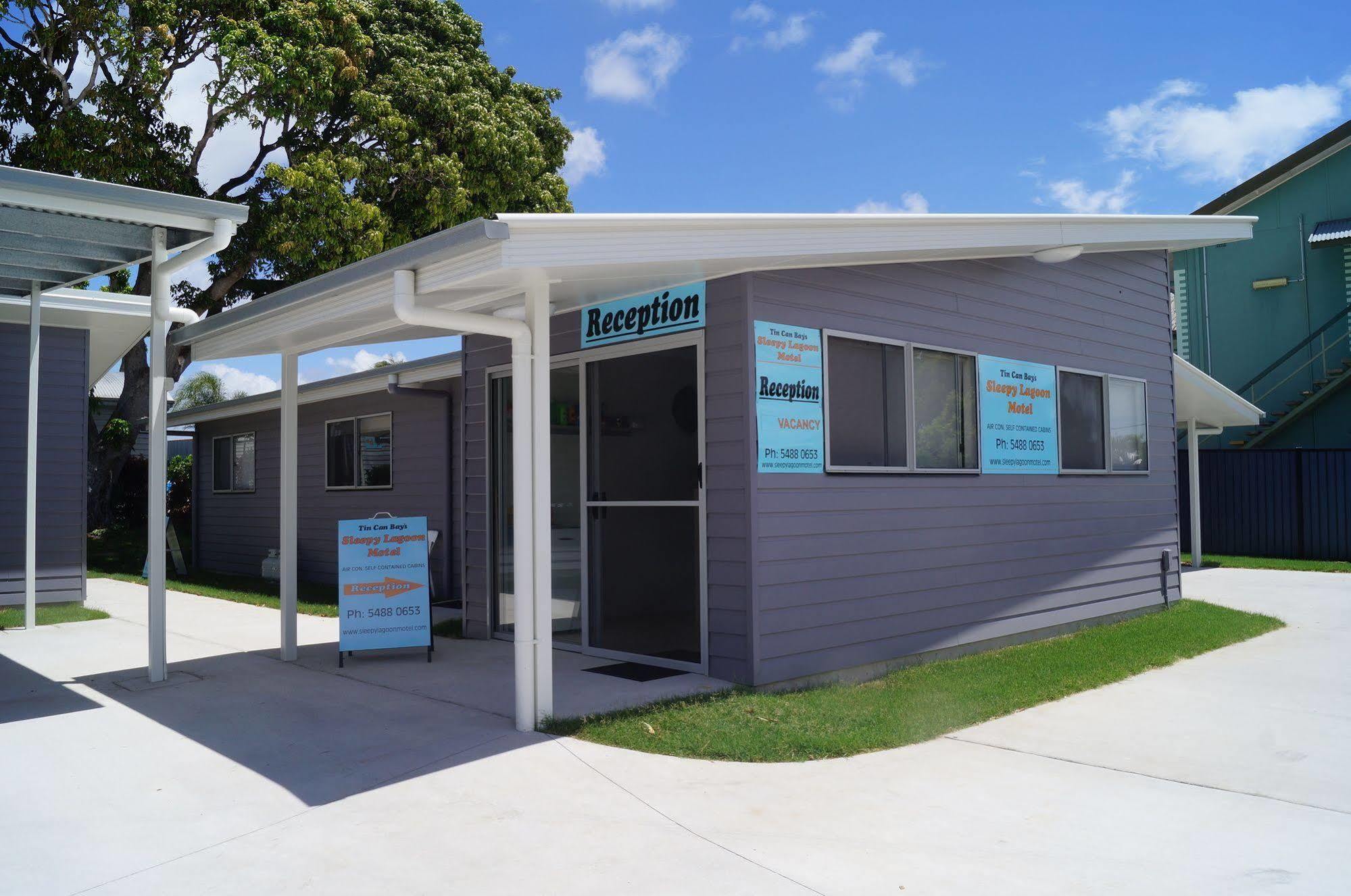 Tin Can Bay'S Sleepy Lagoon Motel Exteriör bild